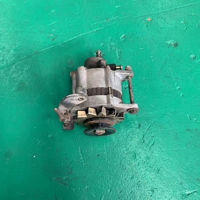 4JA1 เครื่องปรับเปลี่ยนเครื่องยนต์รถยนต์ เครื่องบดอัด AC Evaporator สําหรับ Isuzu ผลงานที่น่าเชื่อถือ